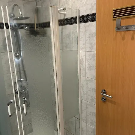 3 Whg In In Zentrum Naehe Mit Balkon Apartment Hannover